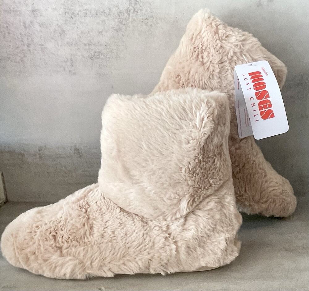 Freedom Moses Just Chill Faux Fur Booties Beige US 6 NWT